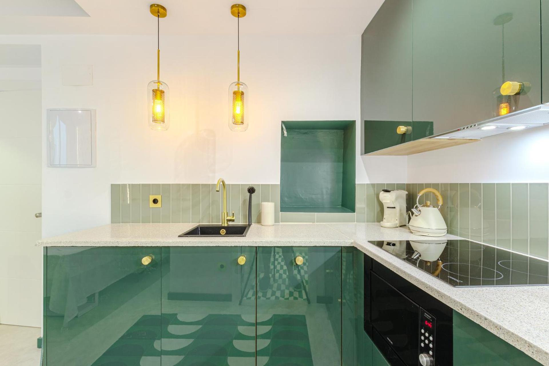 Refined And Practical Studio In Historic Center Of Alicante Buitenkant foto