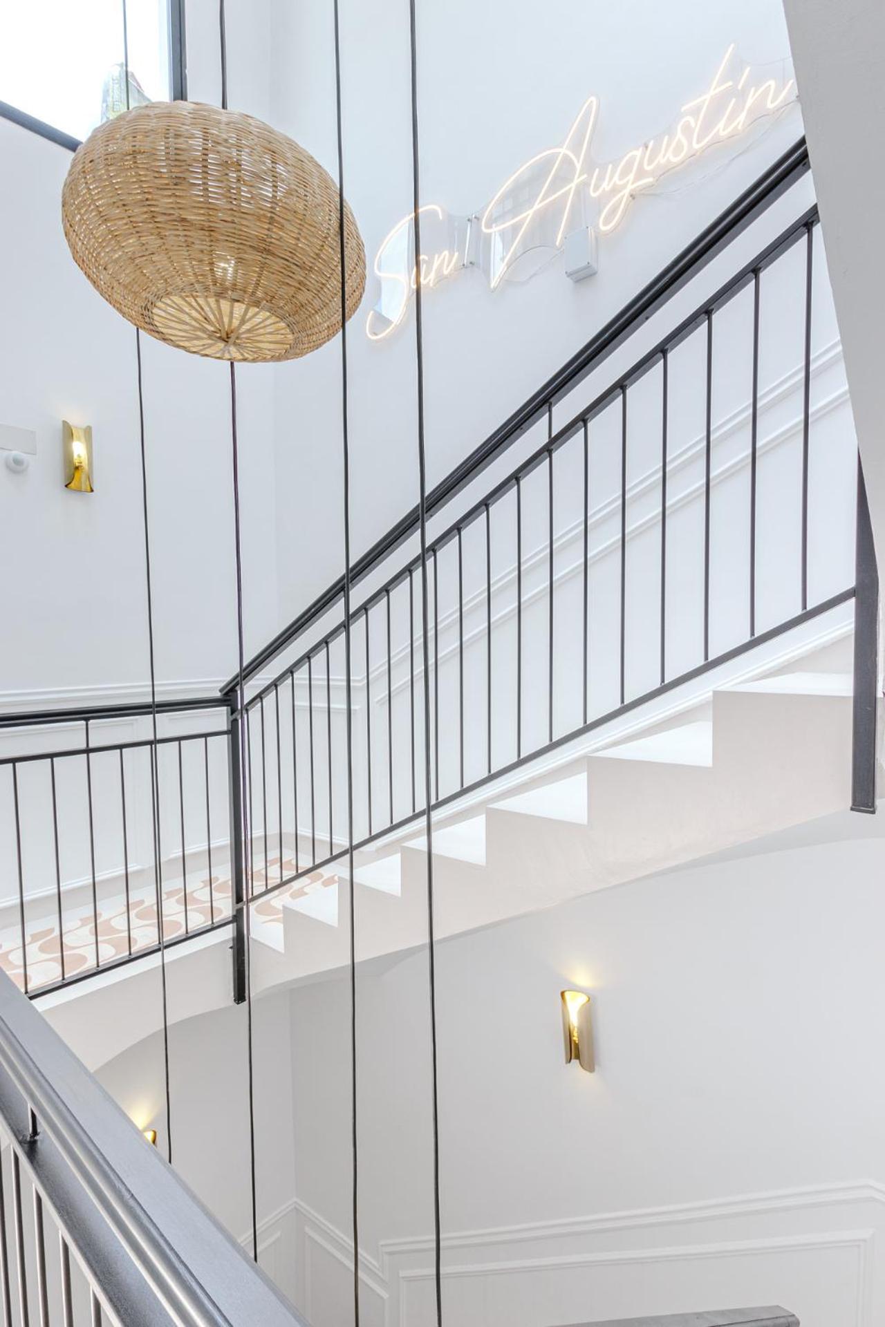 Refined And Practical Studio In Historic Center Of Alicante Buitenkant foto