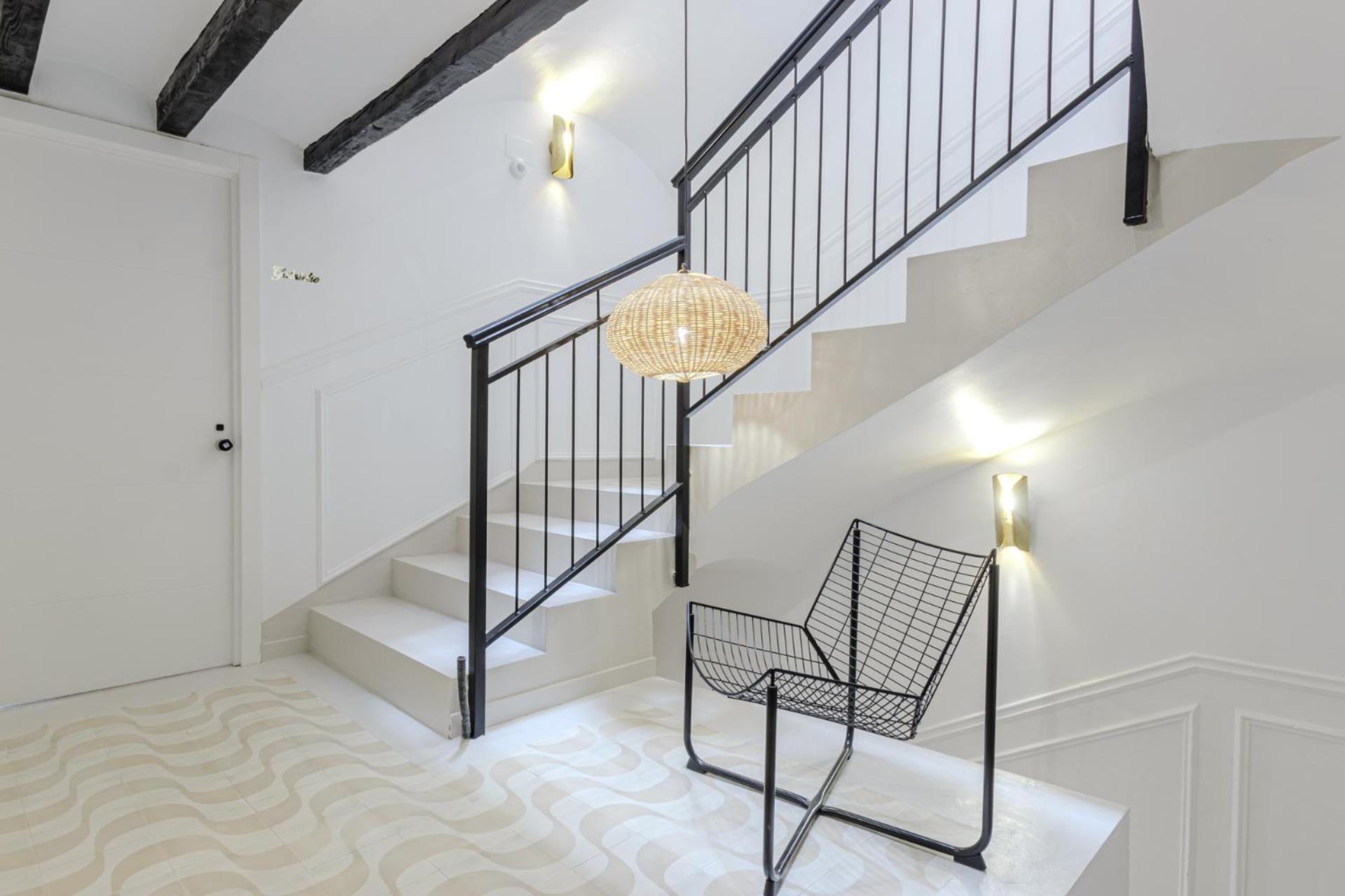 Refined And Practical Studio In Historic Center Of Alicante Buitenkant foto