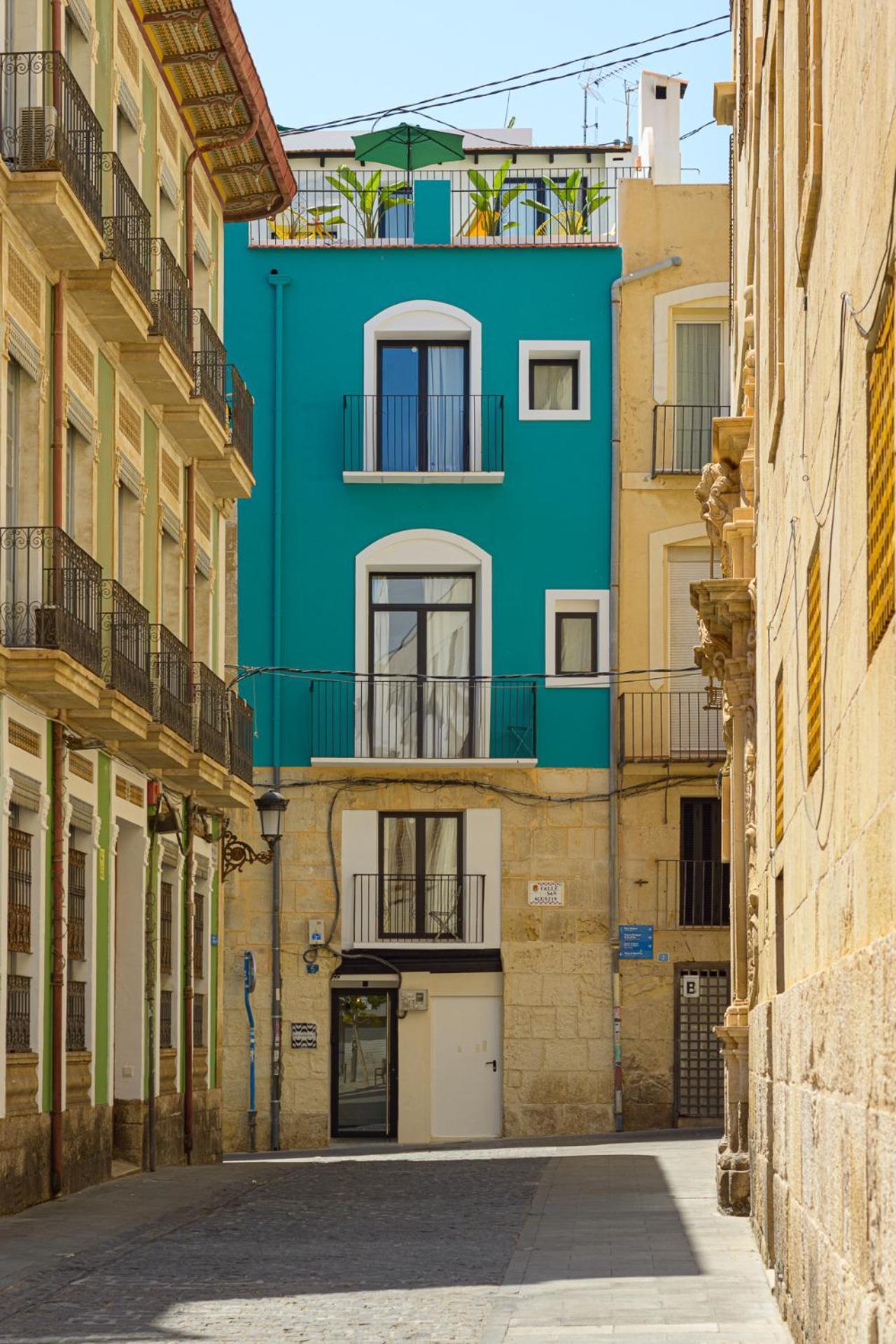 Refined And Practical Studio In Historic Center Of Alicante Buitenkant foto